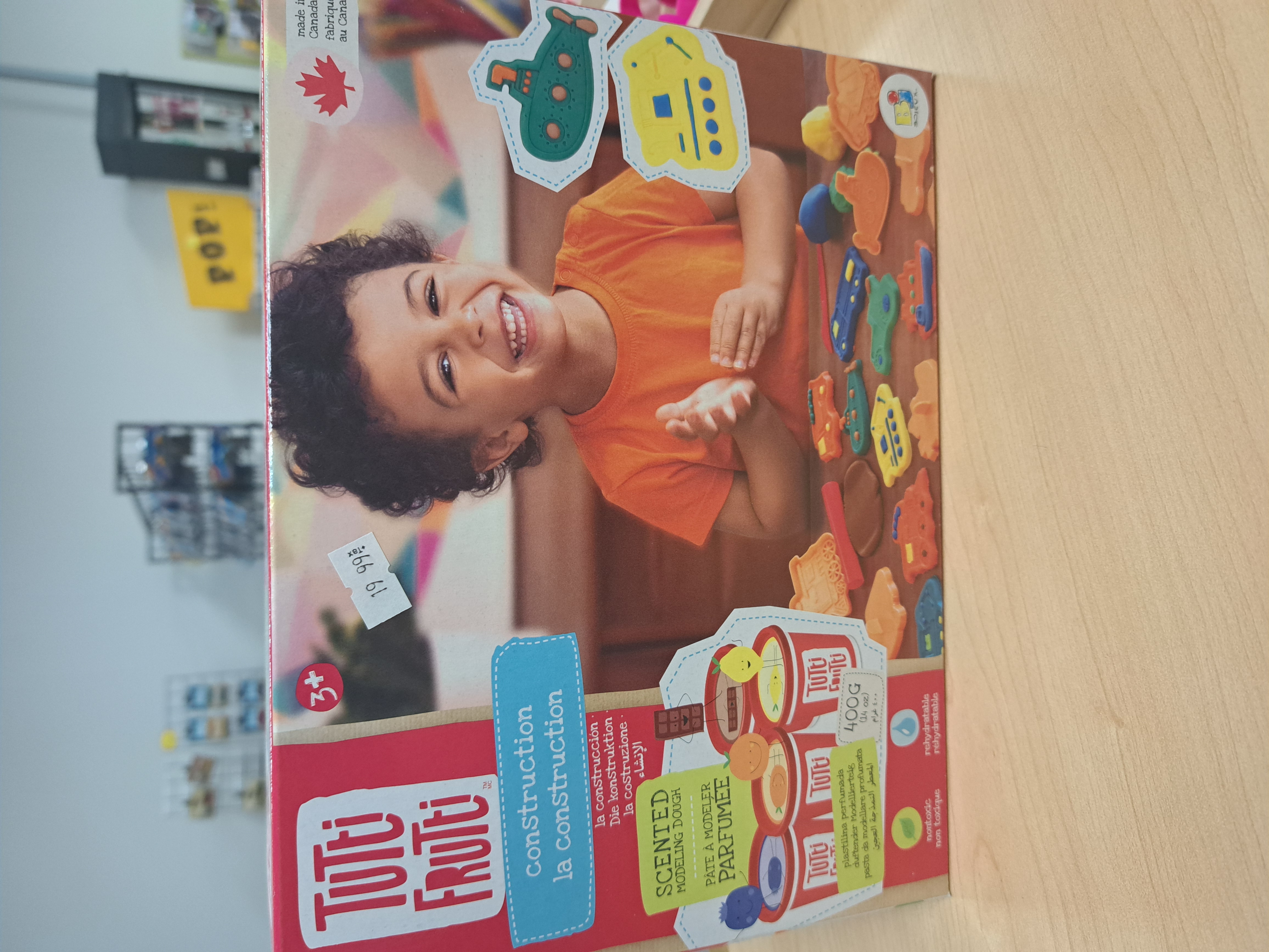 tutti frutti la construction